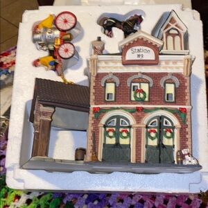 BX51 2002 Collectible Porcelain Santa’s Workplace Station #9 Festive